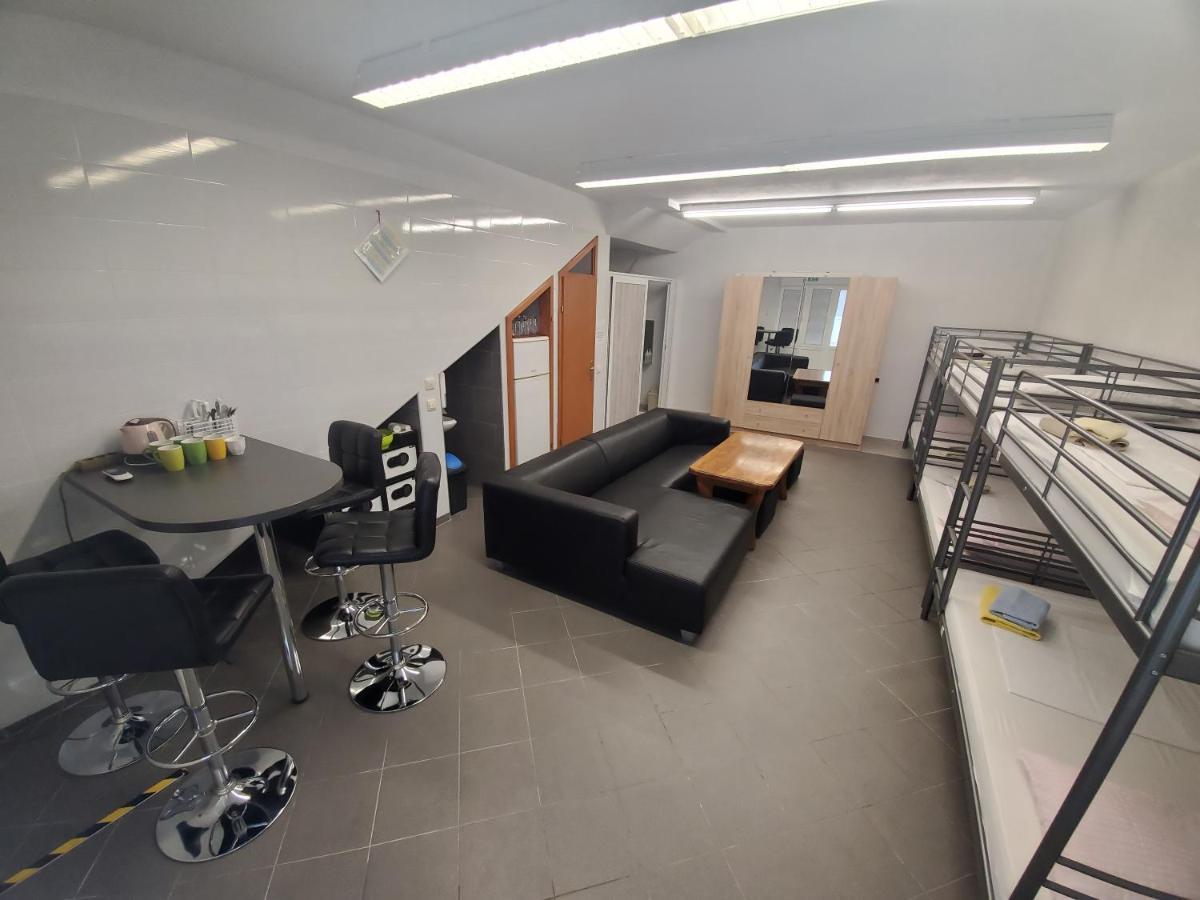 טיסנו Guest House Sandra מראה חיצוני תמונה