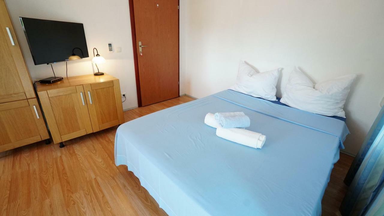 טיסנו Guest House Sandra מראה חיצוני תמונה