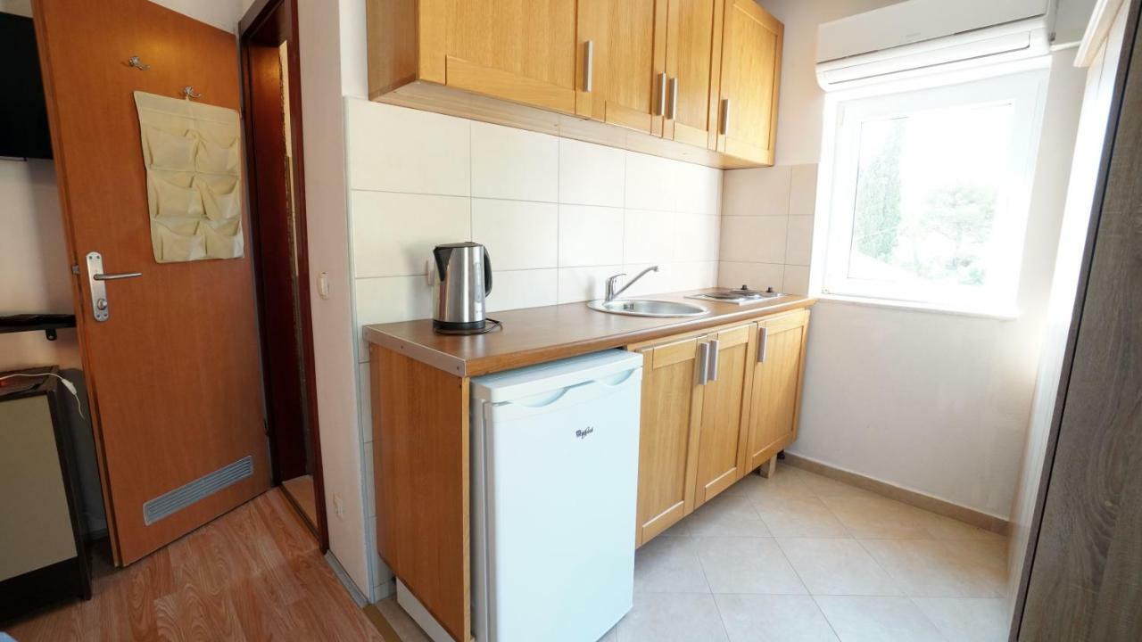 טיסנו Guest House Sandra מראה חיצוני תמונה